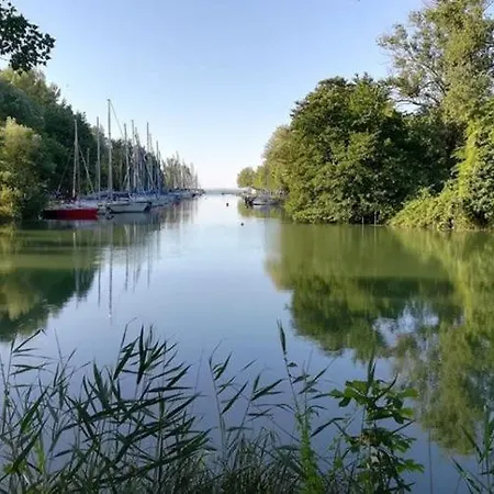 Lägenhet Fuzliget Surf Garden *