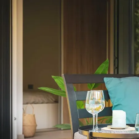 Fuzliget Surf Garden *