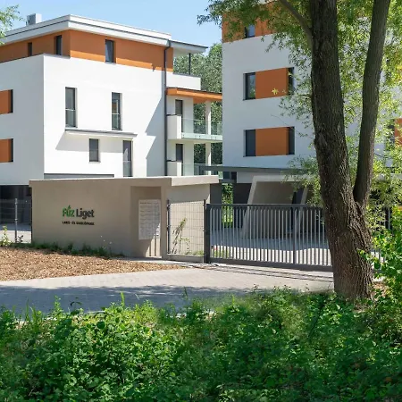 Fuzliget Surf Garden Lägenhet *