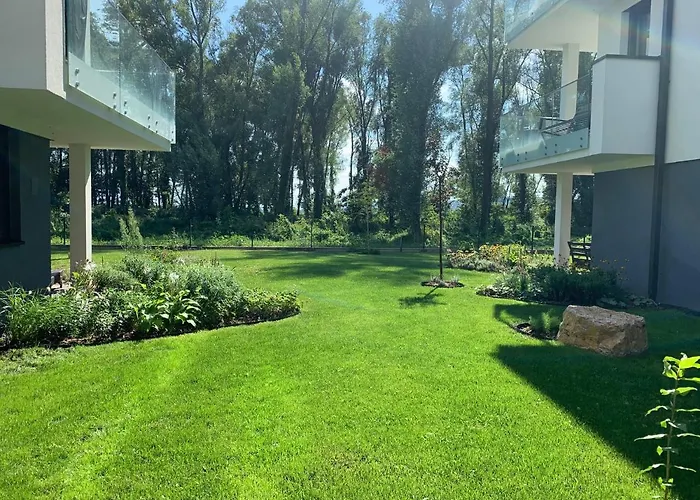 Fuzliget Surf Garden *